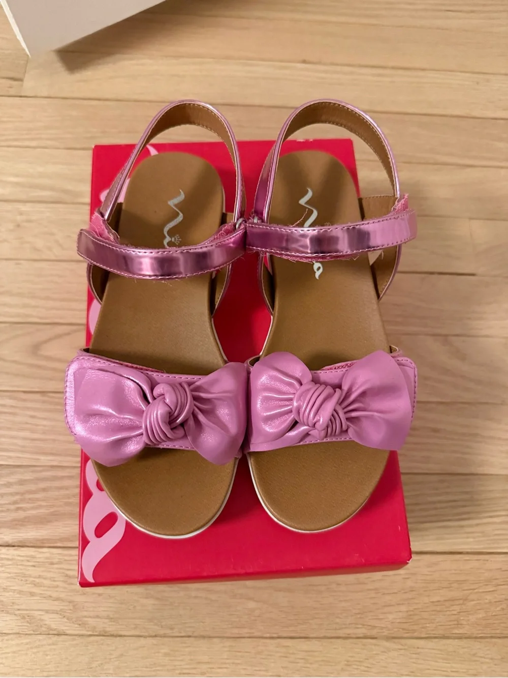 NIB Nina Metallic Pink Velcro Bow Sandals
